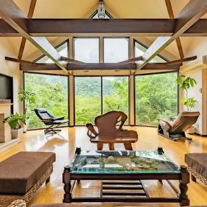 https://hayatoguest-house.kanagawa-hotels.com